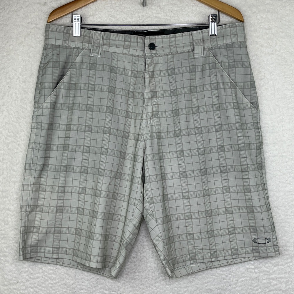 Oakley Mens Golf Shorts Grey Tan Grid Pattern Flat Front Performance Size 36